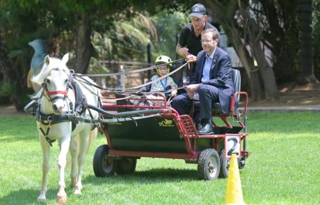 נשיא המדינה ורעייתו ביקרו במרכז הרפואי לשיקום לוינשטיין